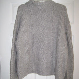 NEW YORK & COMPANY GRAY LONG SLEEVE MOCK SWEATER